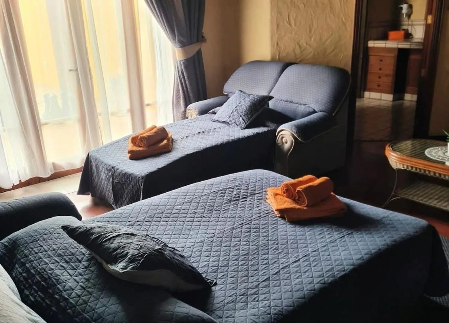 Finca Toredo Large Heated Pool,Hot Tub,Bar/Games Room,Gym,Cave, Free Wifi Atogo 0*,