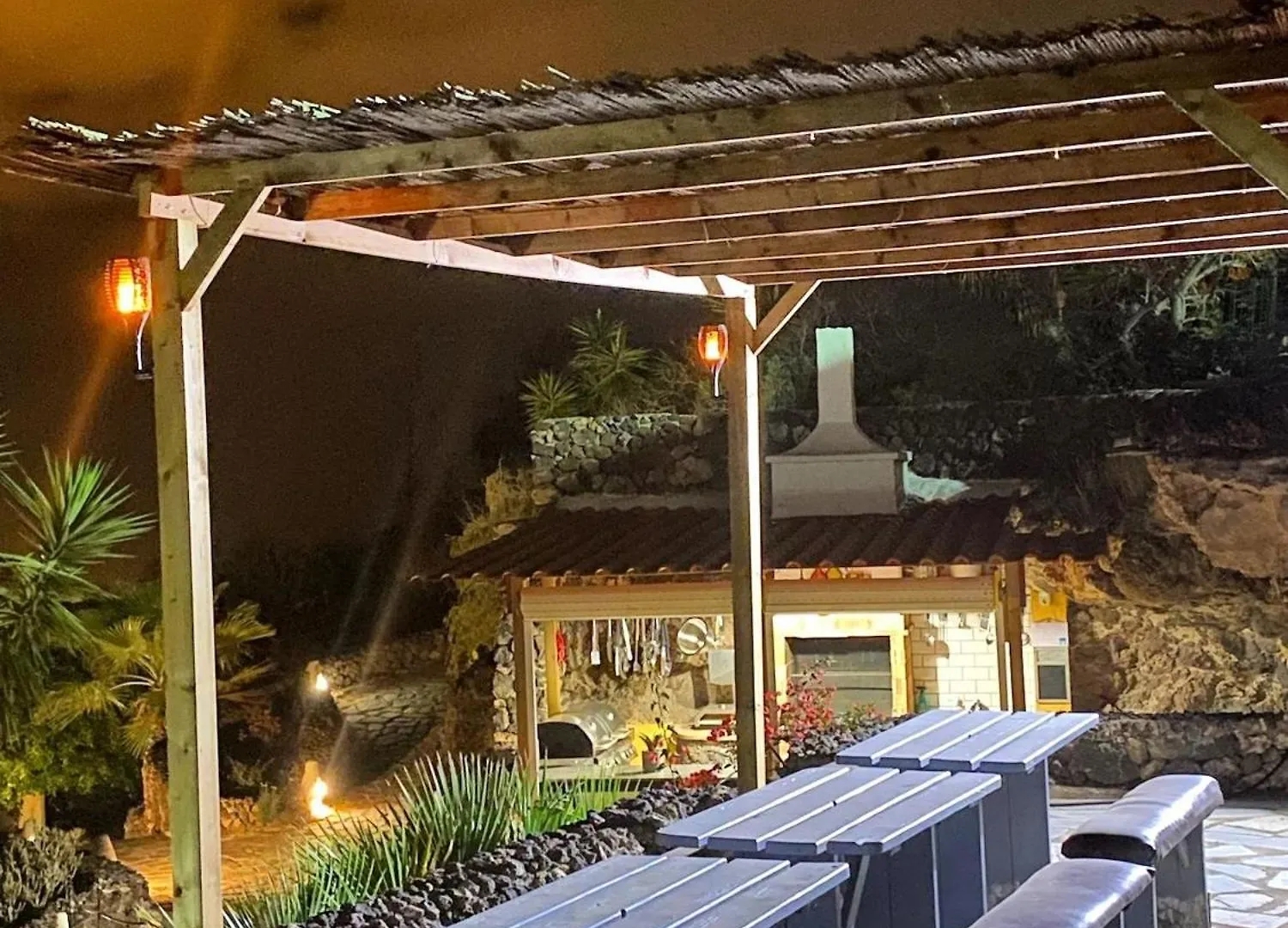 Finca Toredo Large Heated Pool,Hot Tub,Bar/Games Room,Gym,Cave, Free Wifi Atogo 0*,